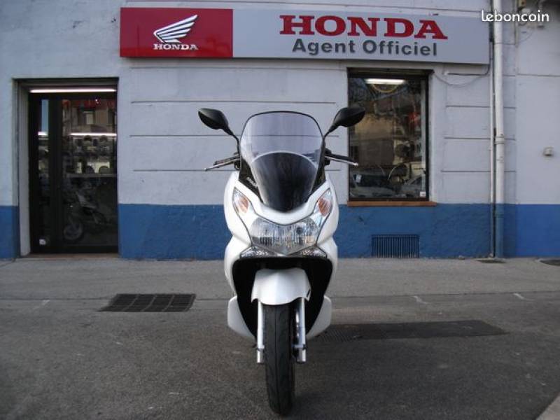 Scooter d'occasion Honda PCX 125