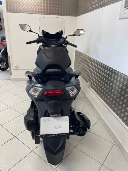 A vendre scooter Sym Joymax z + 125 d'occasion à Bandol