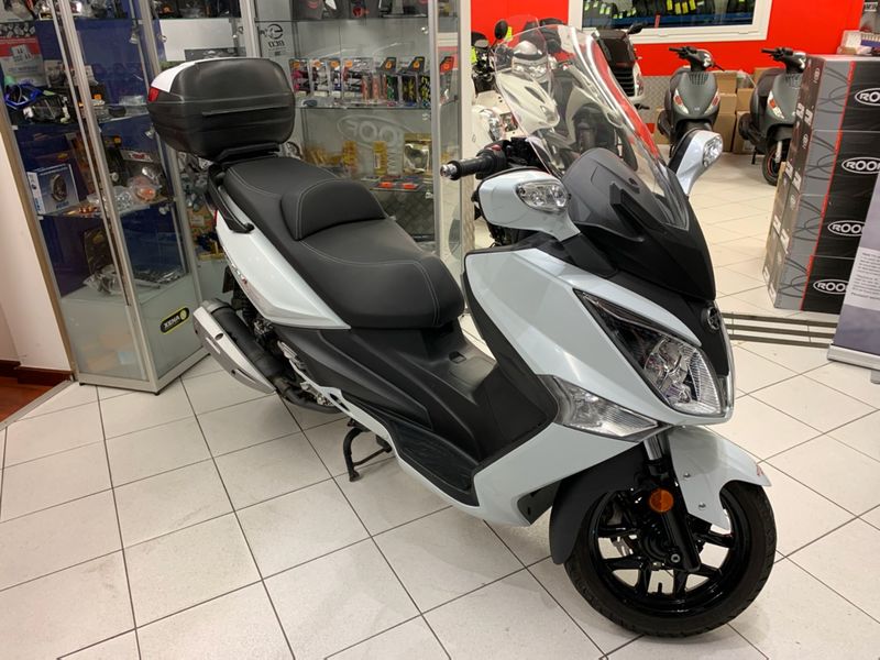 Scooter d'occasion Sym GTS 125 Efi Euro 4 15CV