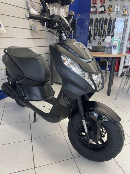 Vente scooter d'occasion à Sanary sur mer à coté de Bandol