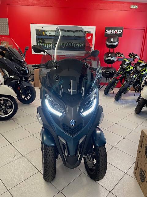 Vente scooter 3 roues neufs et occasions sur la ville d'Ollioules autour de Toulon