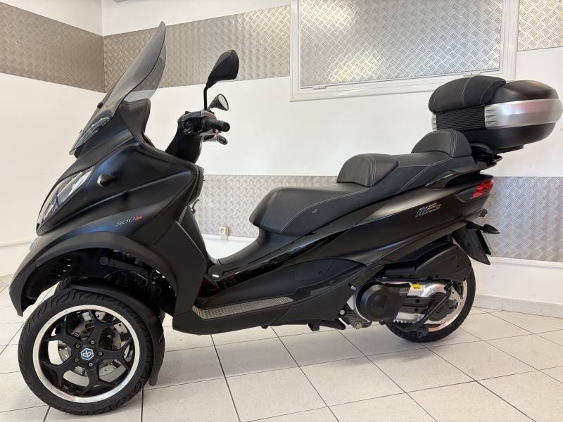 Vente scooter 3 roues d'occasion à Sanary sur mer autour de Toulon dans le Var