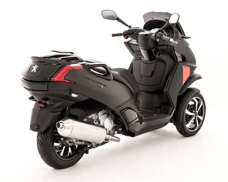 Scooter  Peugeot Metropolis 400cc 13P  ABS disponible à l'essai