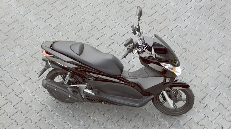 Vente scooter d'occasion Honda à Sanary