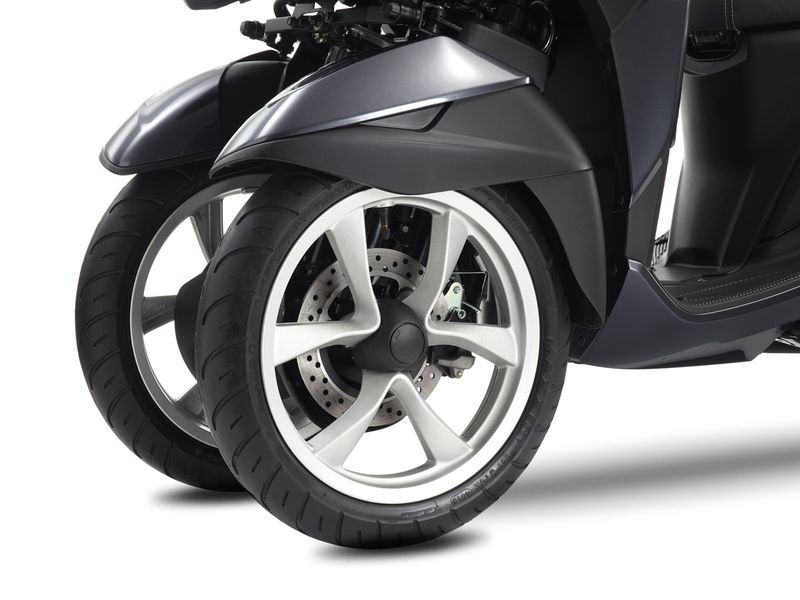 MBK Tryptik - Le Scooter trois roues par MBK !!
