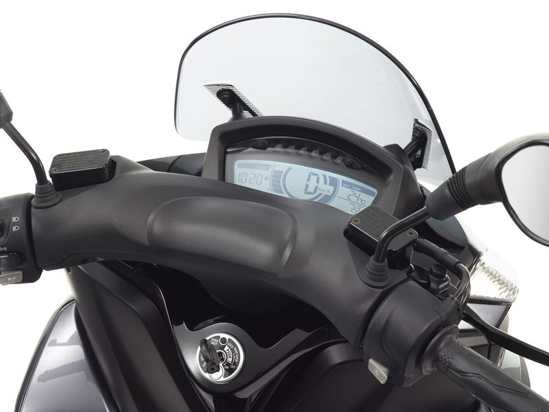 MBK Tryptik - Le Scooter trois roues par MBK !!