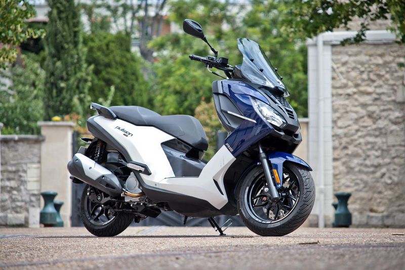 Peugeot Pulsion 125 - Le Scooter Made In France 100% Connecté