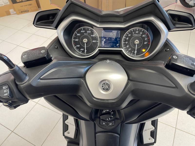 Scooter Yamaha X MAX 125 d'occasion à la Seyne sur mer 