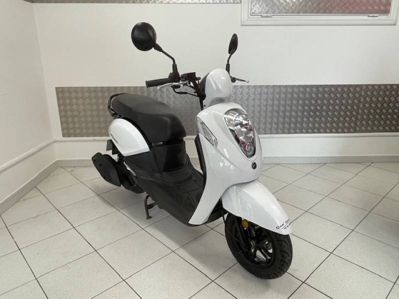 scooter sym mio 50i occasion à sanary sur mer