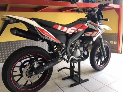 Notre zone d'activité pour ce service Acheter une moto Sherco à vitesse sans permis proche de Six-Fours-les-Plages